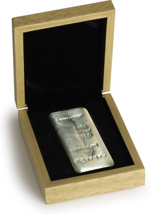Medium Oak Gift Box - Metalor 1kg Gold or Silver Bar